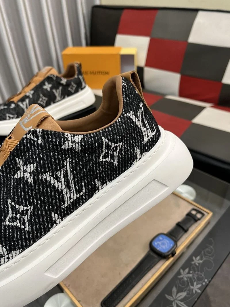 Resilient Louis Vuitton Low Shoes 32808