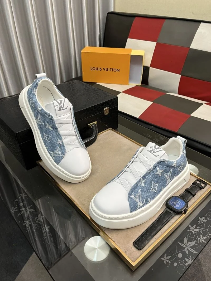 StreetReady Louis Vuitton Low Shoes 32810