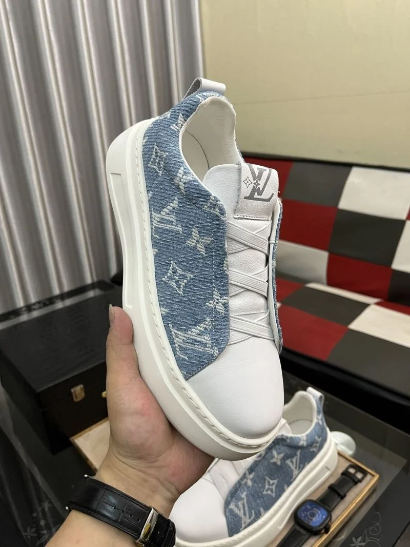 StreetReady Louis Vuitton Low Shoes 32810