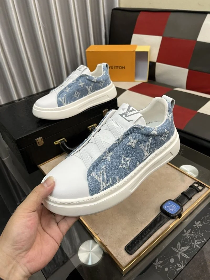 StreetReady Louis Vuitton Low Shoes 32810
