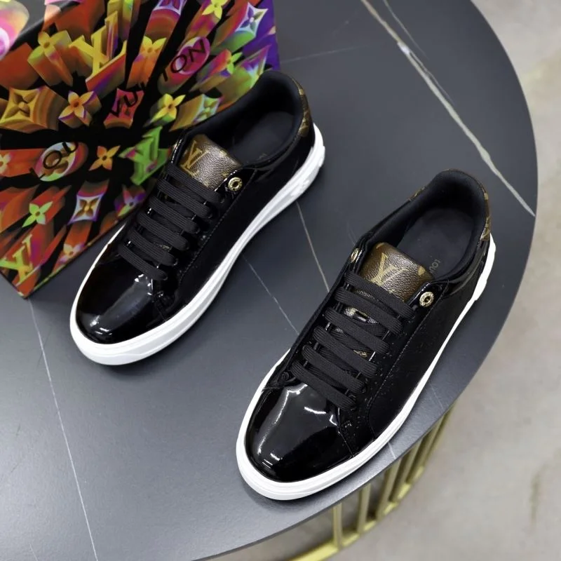 Louis Vuitton Low Shoes Flexible 32813