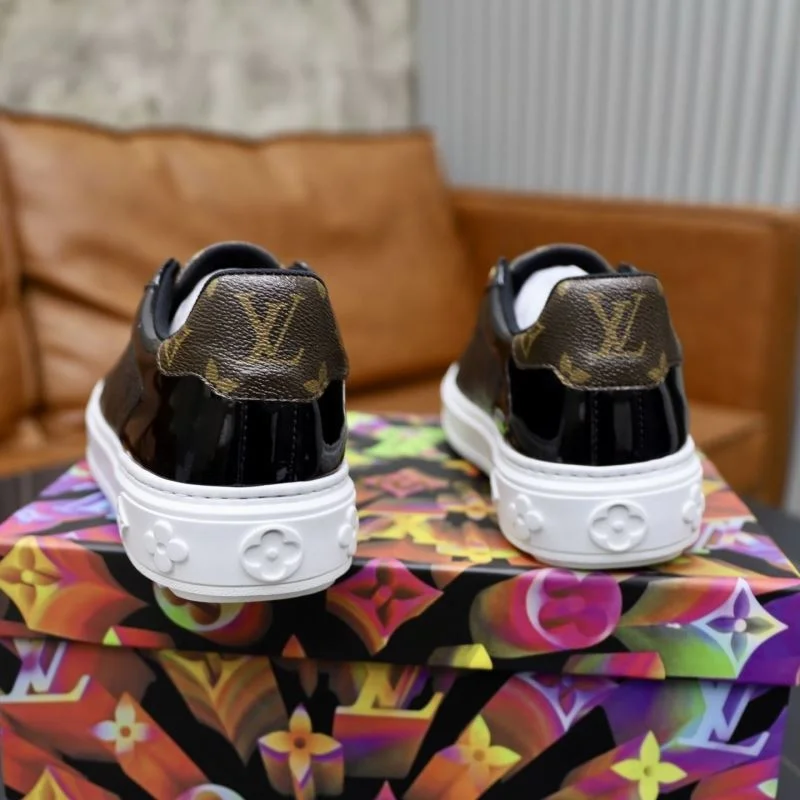 Louis Vuitton Low Shoes Flexible 32813