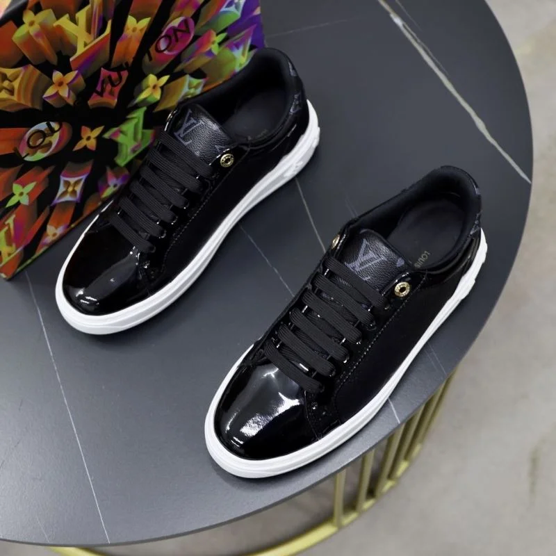 EasyMatch Louis Vuitton Low Shoes 32797