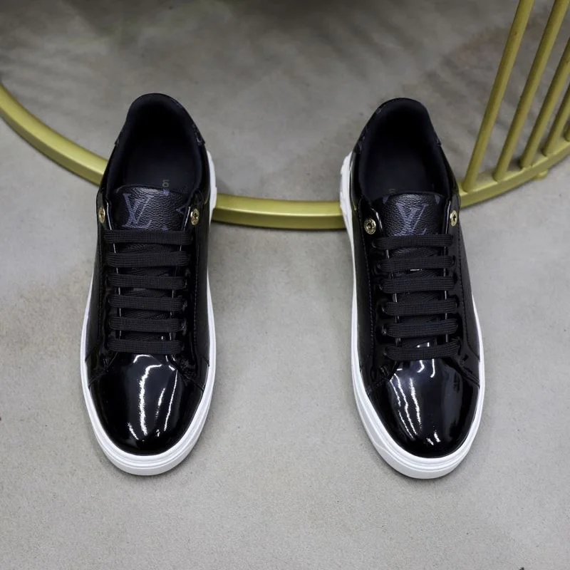 EasyMatch Louis Vuitton Low Shoes 32797