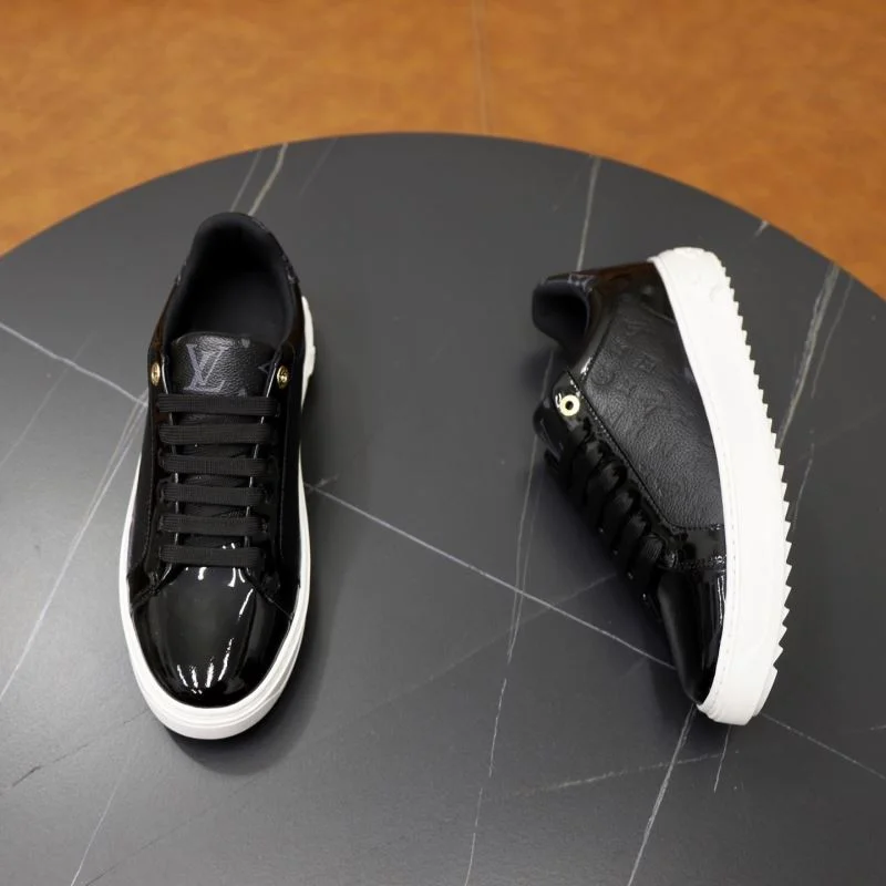 EasyMatch Louis Vuitton Low Shoes 32797