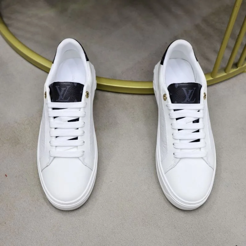 StreetReady Louis Vuitton Low Shoes 32807