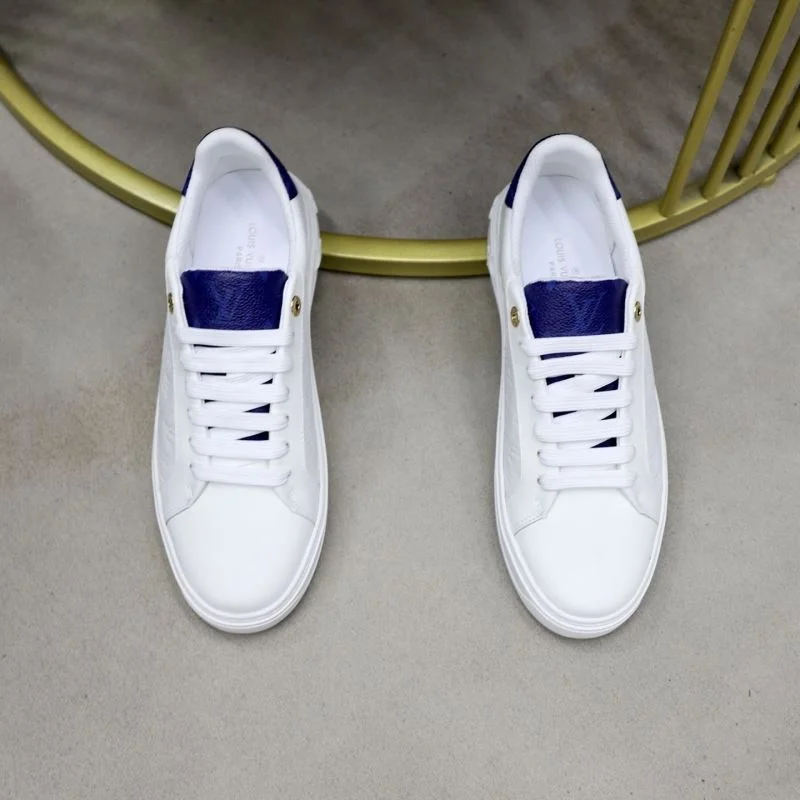 Louis Vuitton Low Shoes Elegant 32814