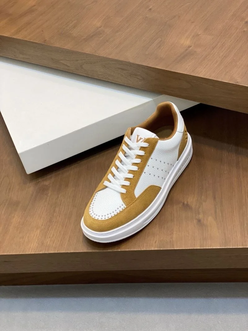 Louis Vuitton Low Shoes SmartChoice 32822