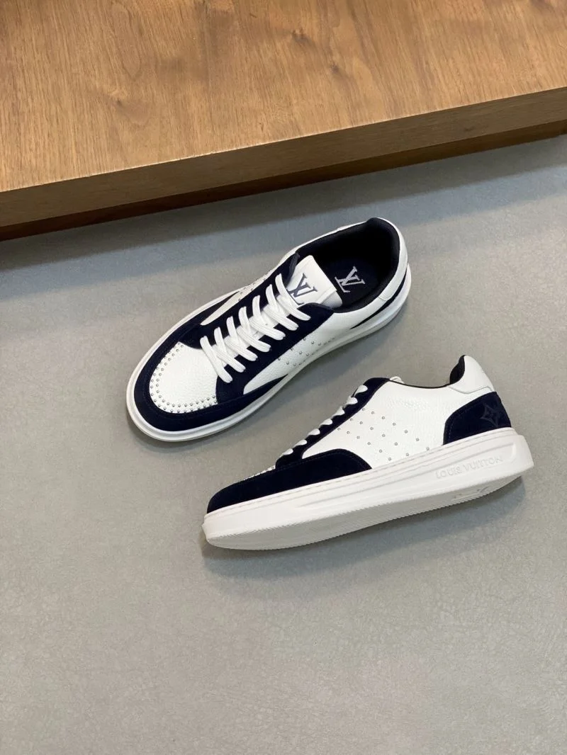 Lightweight Louis Vuitton Low Shoes 32820