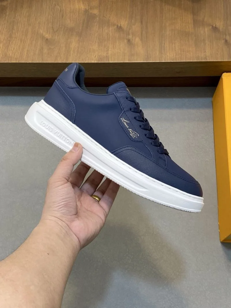 Louis Vuitton Low Shoes WeatherProof 32815