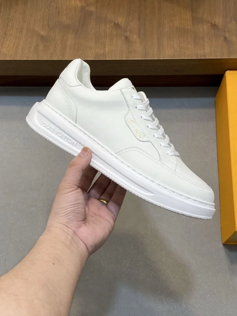 Louis Vuitton Low Shoes Versatile 32792