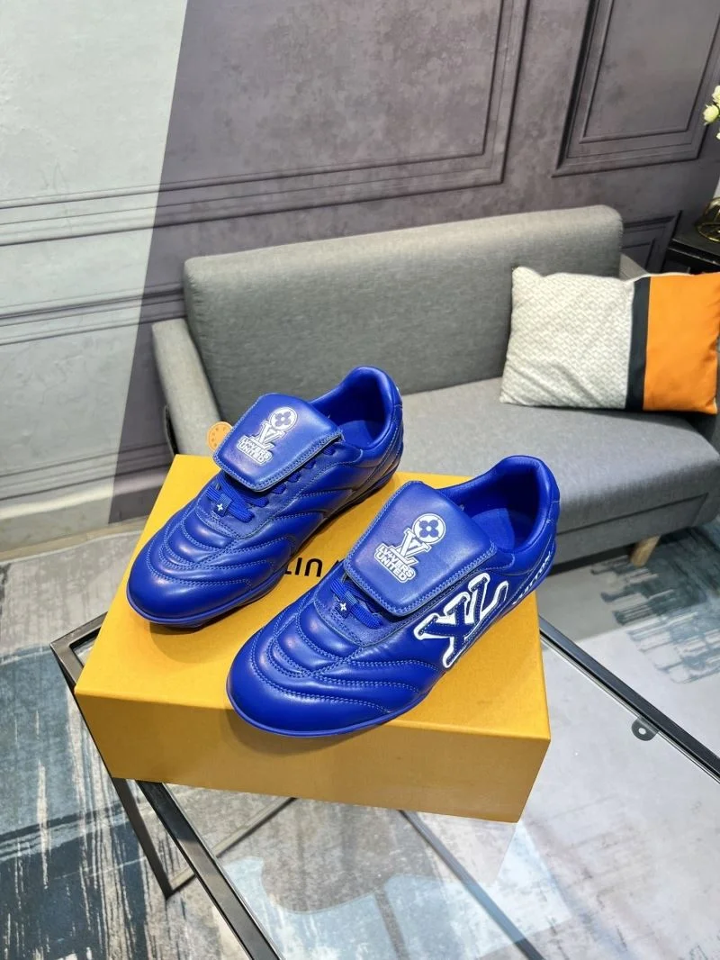 Louis Vuitton Low Shoes Stylish 32823