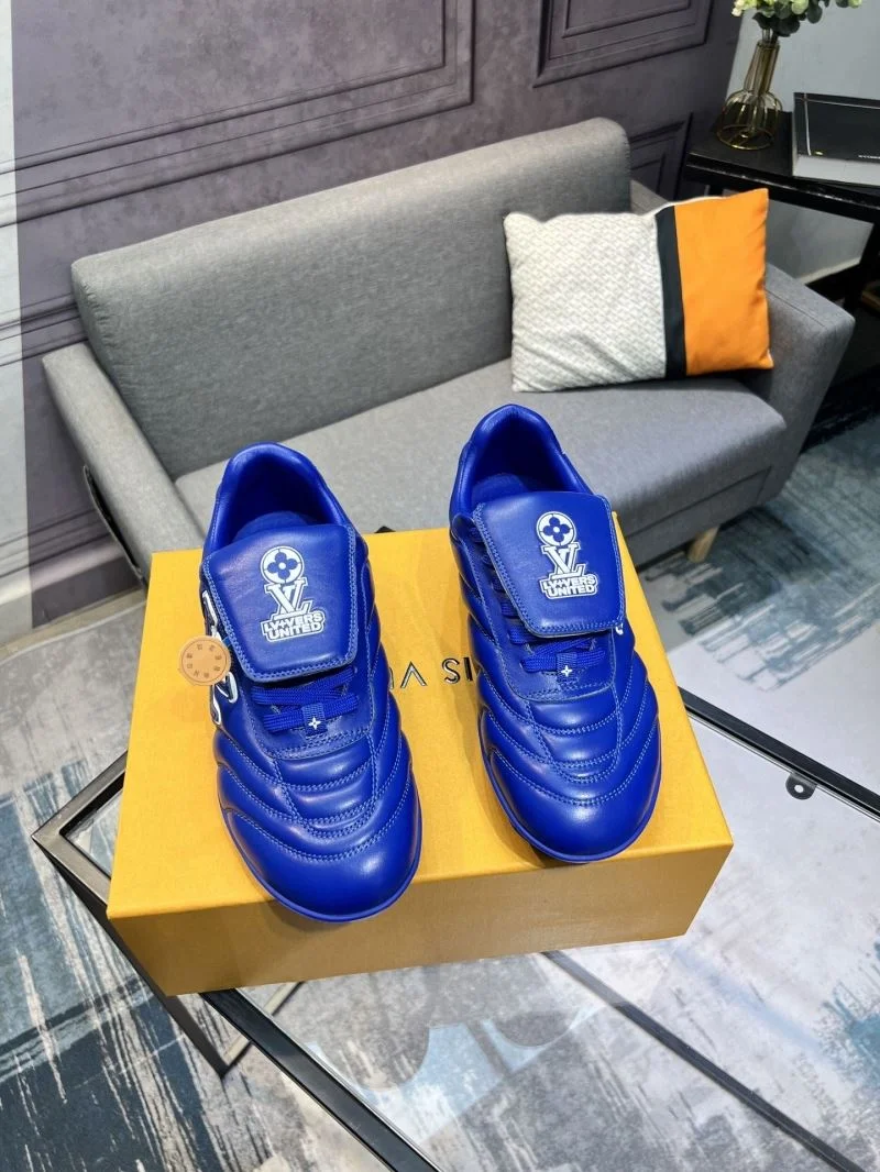 Louis Vuitton Low Shoes Stylish 32823