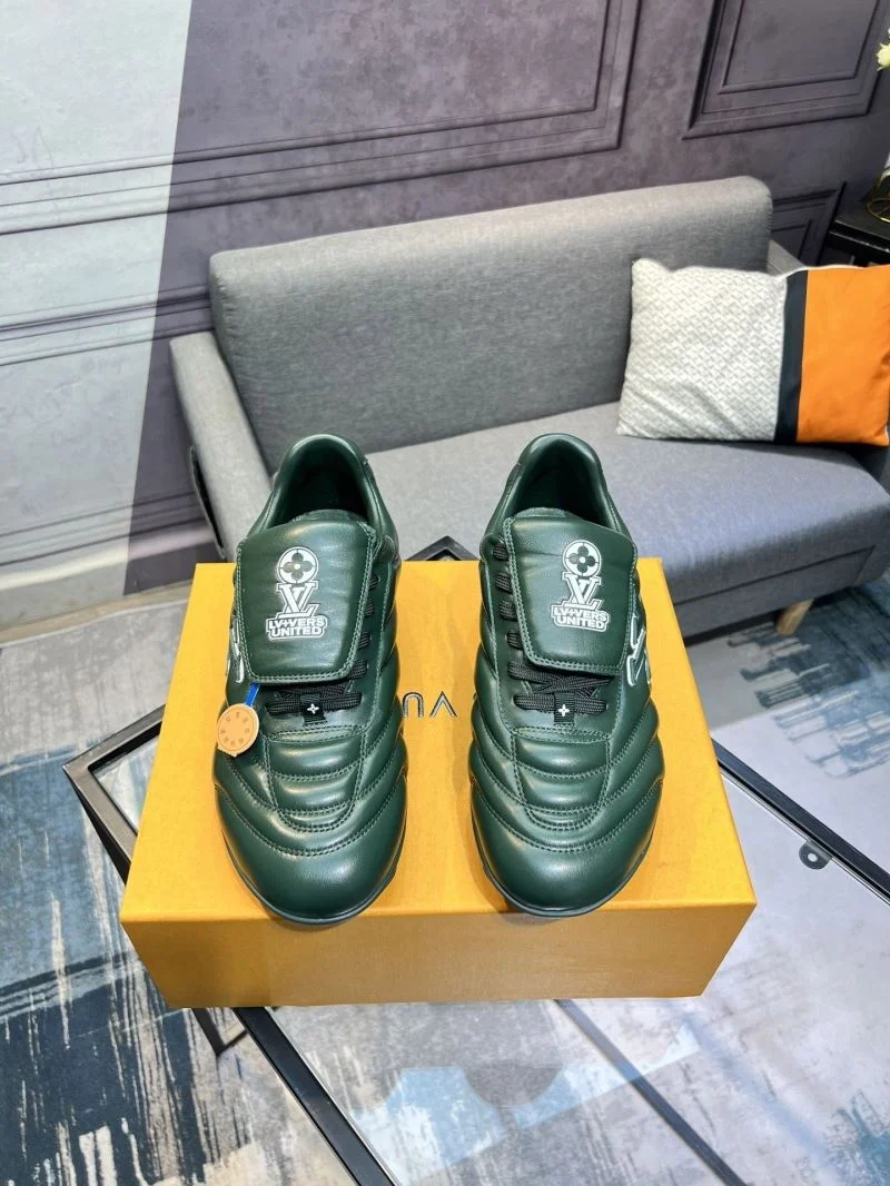 Louis Vuitton Low Shoes Durable 32825