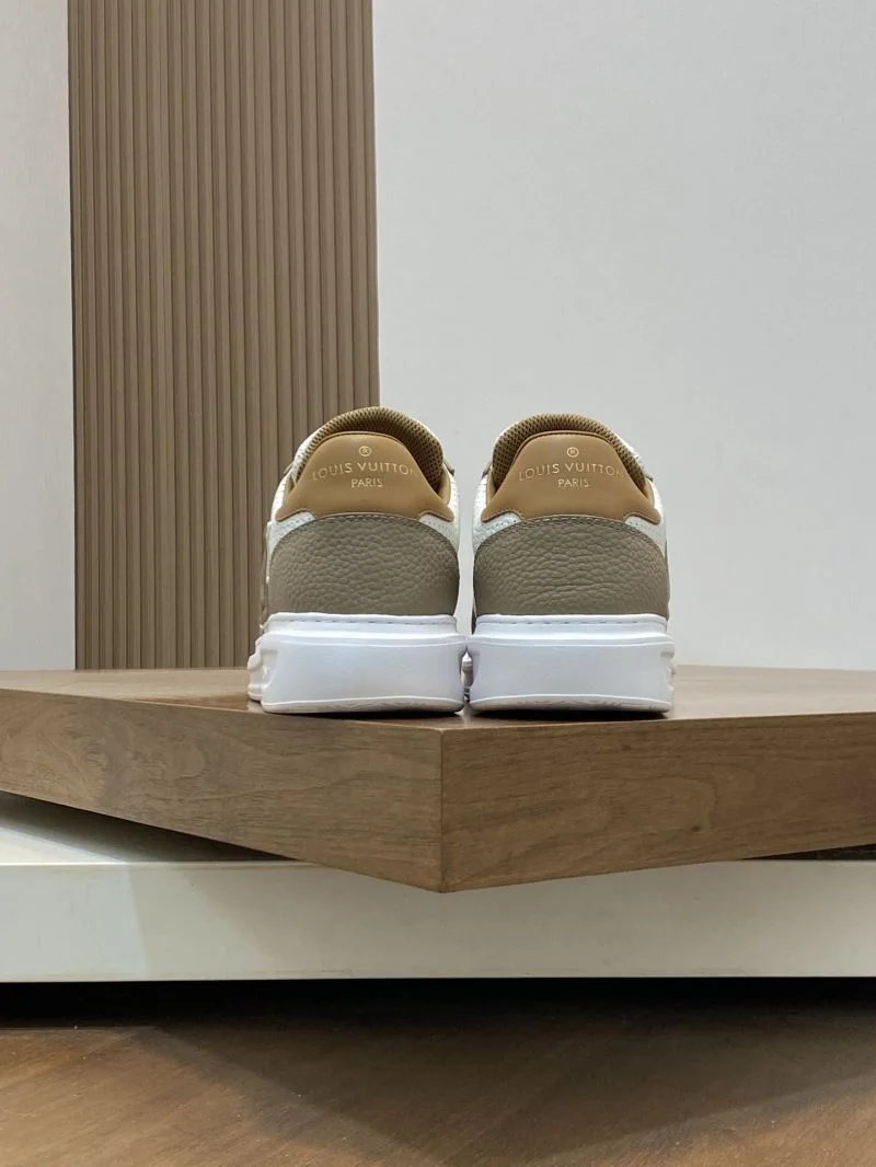 Unique Louis Vuitton Low Shoes 32793