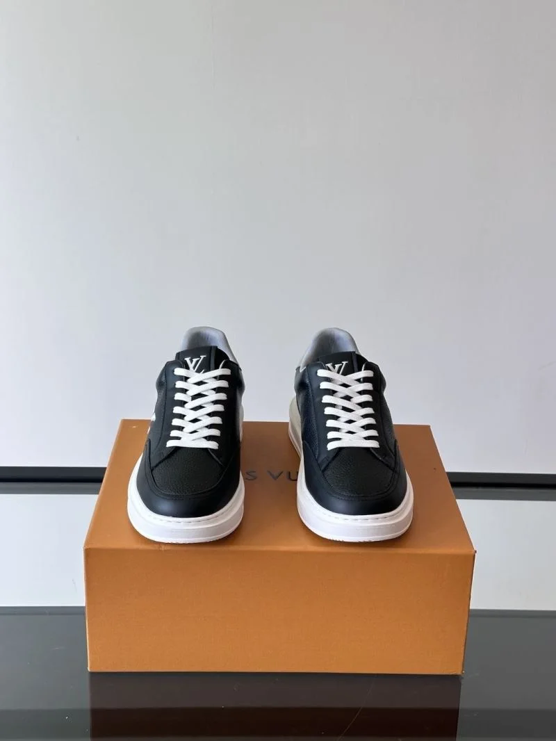 Sporty Louis Vuitton Low Shoes 32791