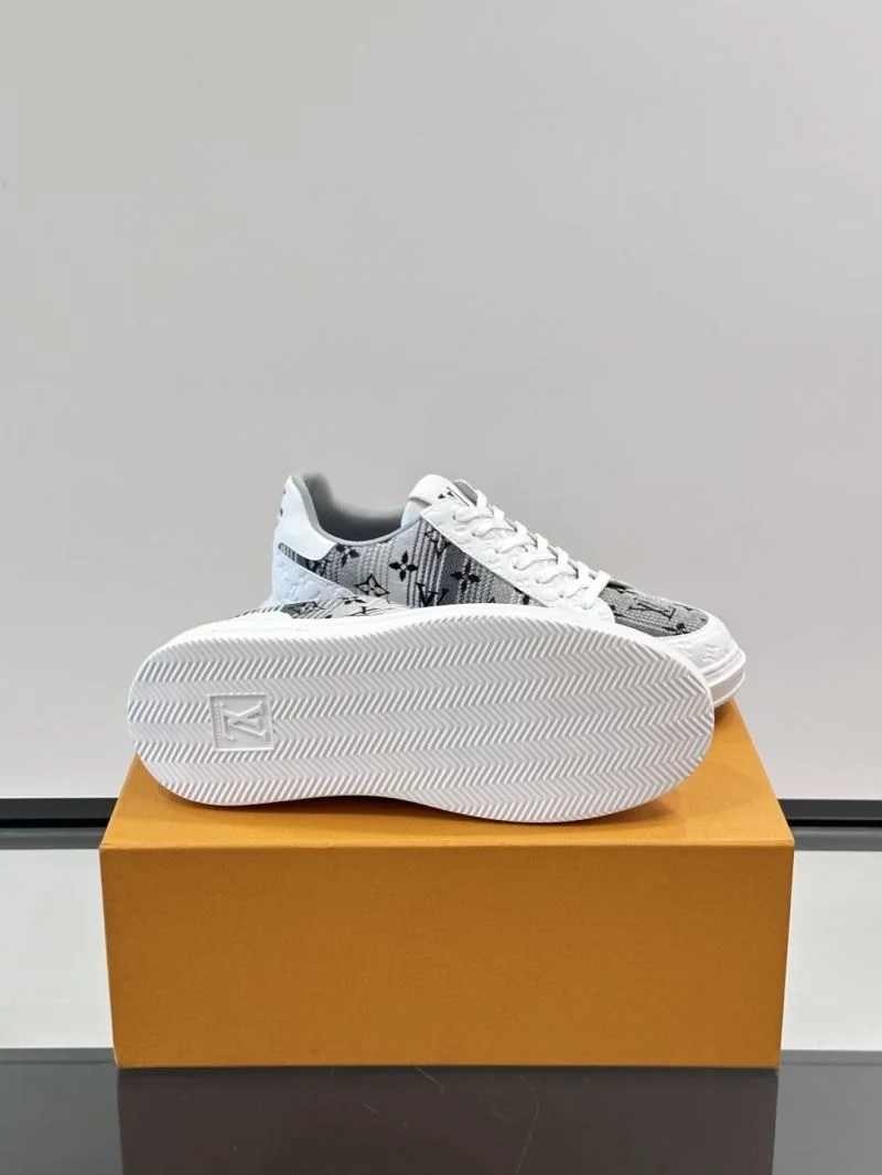 Louis Vuitton Low Shoes Efficient 32761