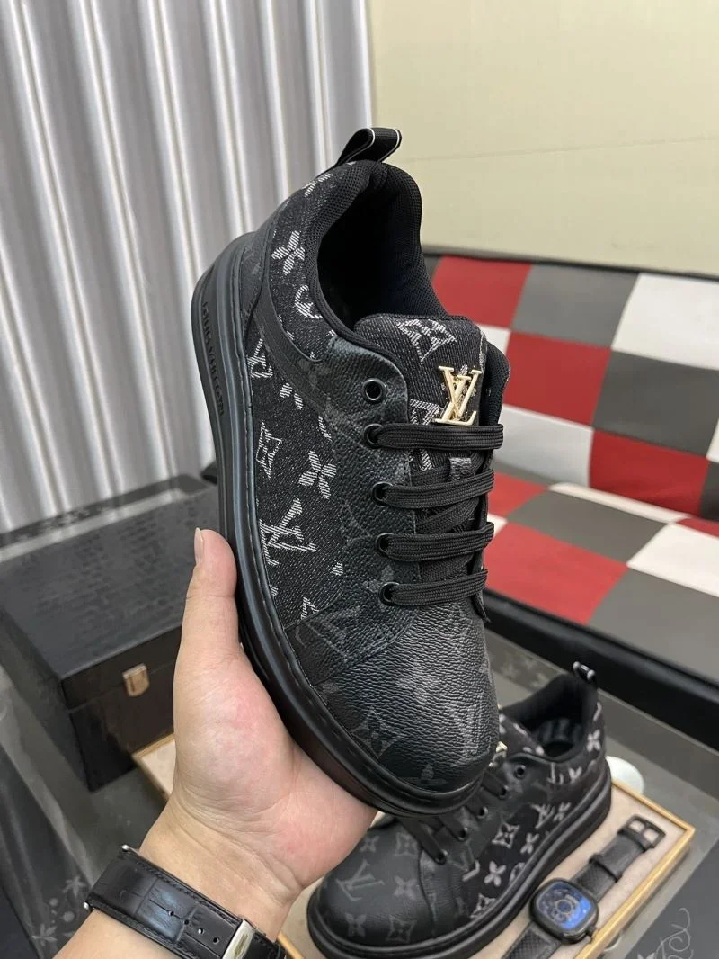 Louis Vuitton Low Shoes Stretchable 32758