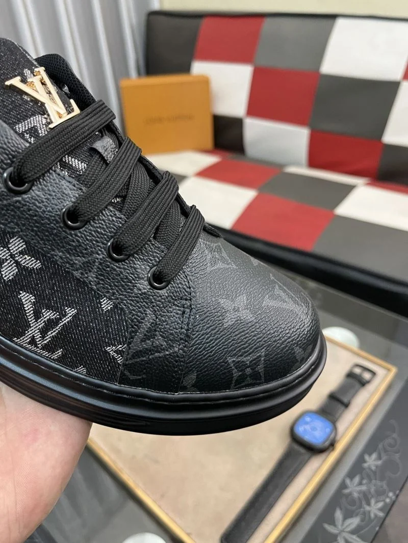 Louis Vuitton Low Shoes Stretchable 32758
