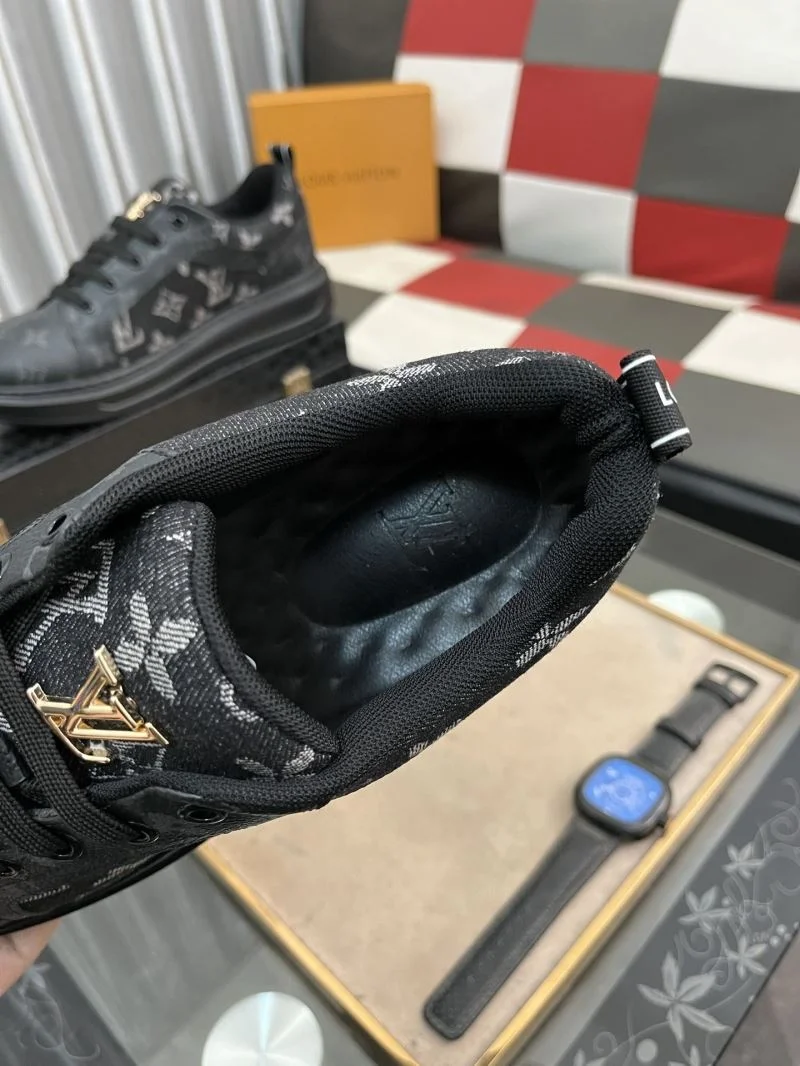 Louis Vuitton Low Shoes Stretchable 32758