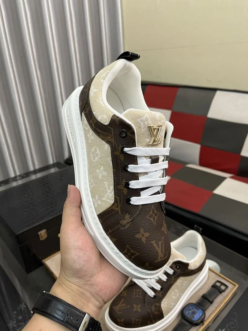 Durable Louis Vuitton Low Shoes 32774