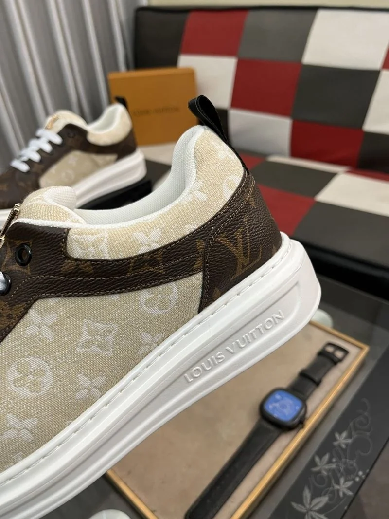 Durable Louis Vuitton Low Shoes 32774