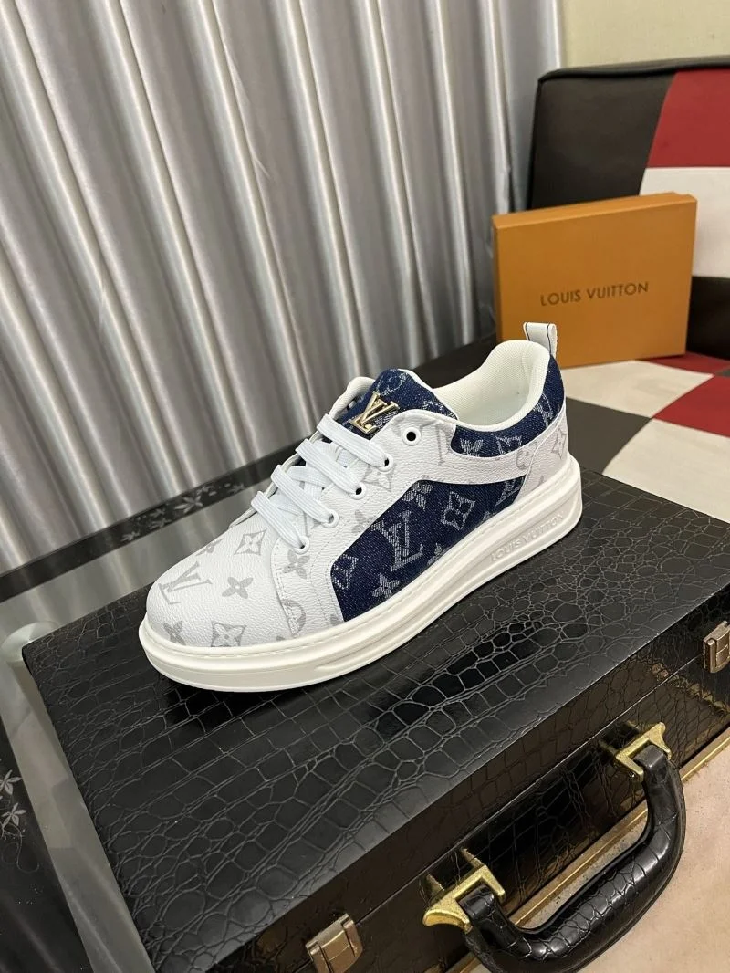 Louis Vuitton Low Shoes WaterResistant 32762