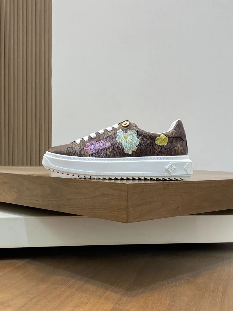 WeatherProof Louis Vuitton Low Shoes 32776