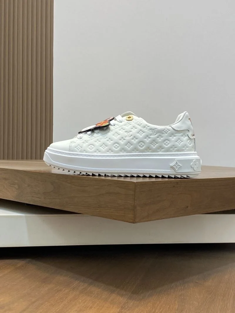 WrinkleFree Louis Vuitton Low Shoes 32784