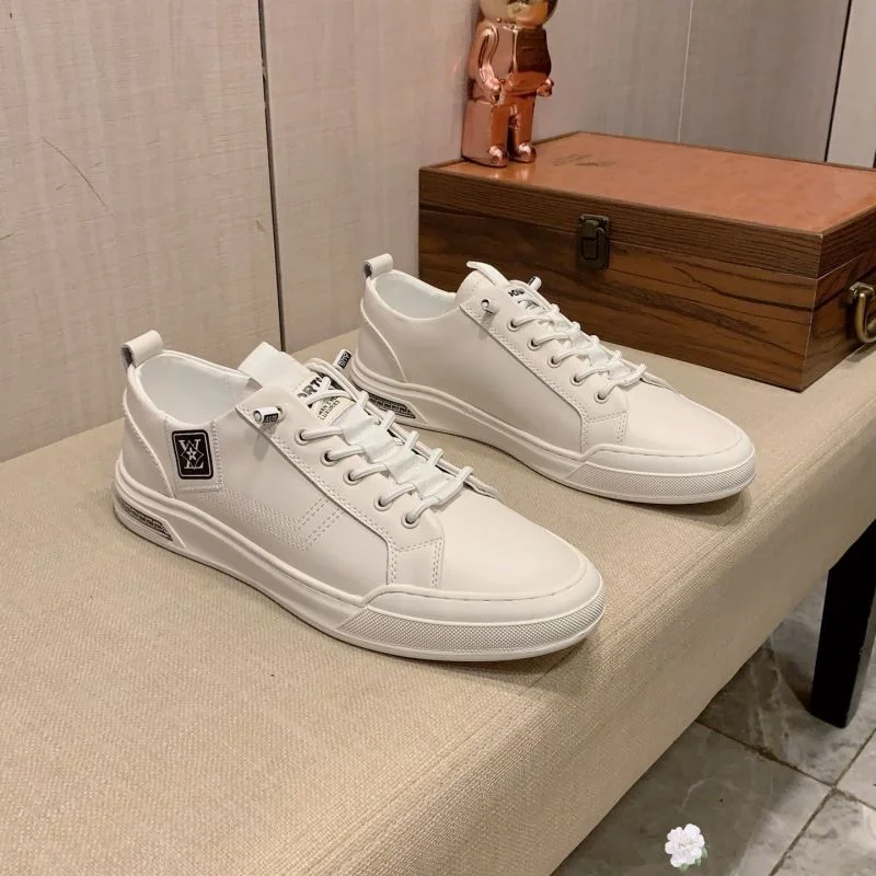 Cozy Louis Vuitton Low Shoes 32783