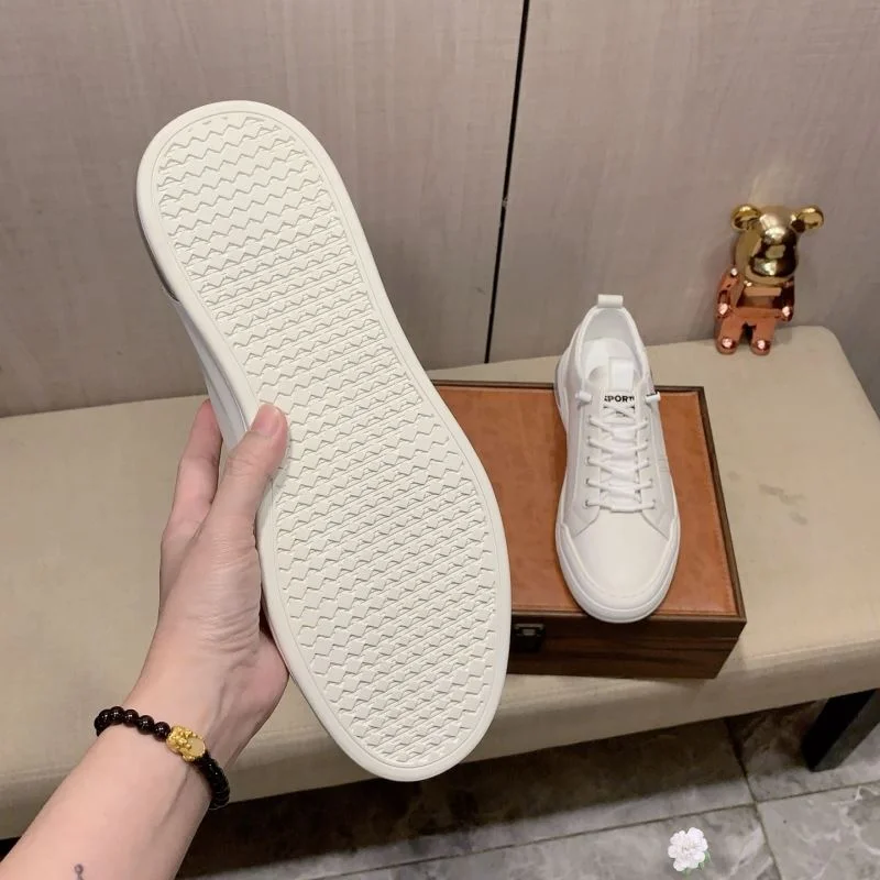 Cozy Louis Vuitton Low Shoes 32783