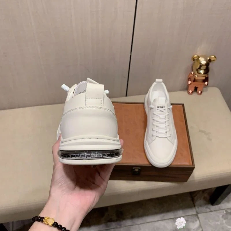 Cozy Louis Vuitton Low Shoes 32783