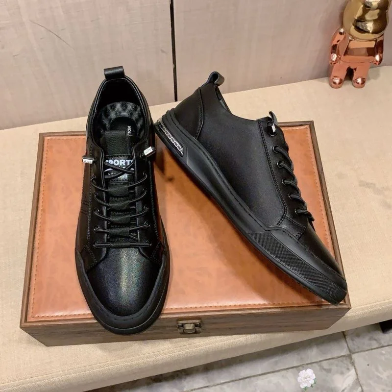 Louis Vuitton Low Shoes SunProtective 32763