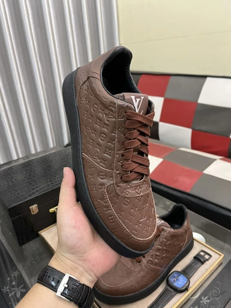 Louis Vuitton Low Shoes Effortless 32777