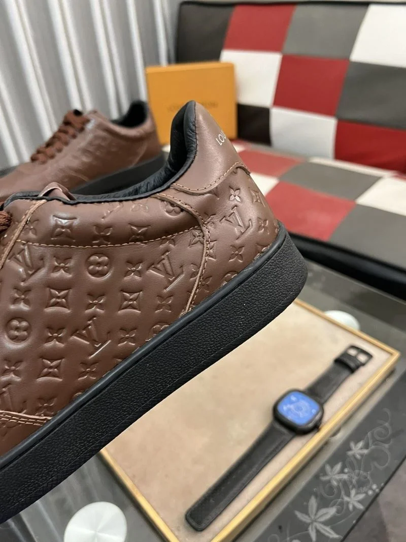 Louis Vuitton Low Shoes Effortless 32777