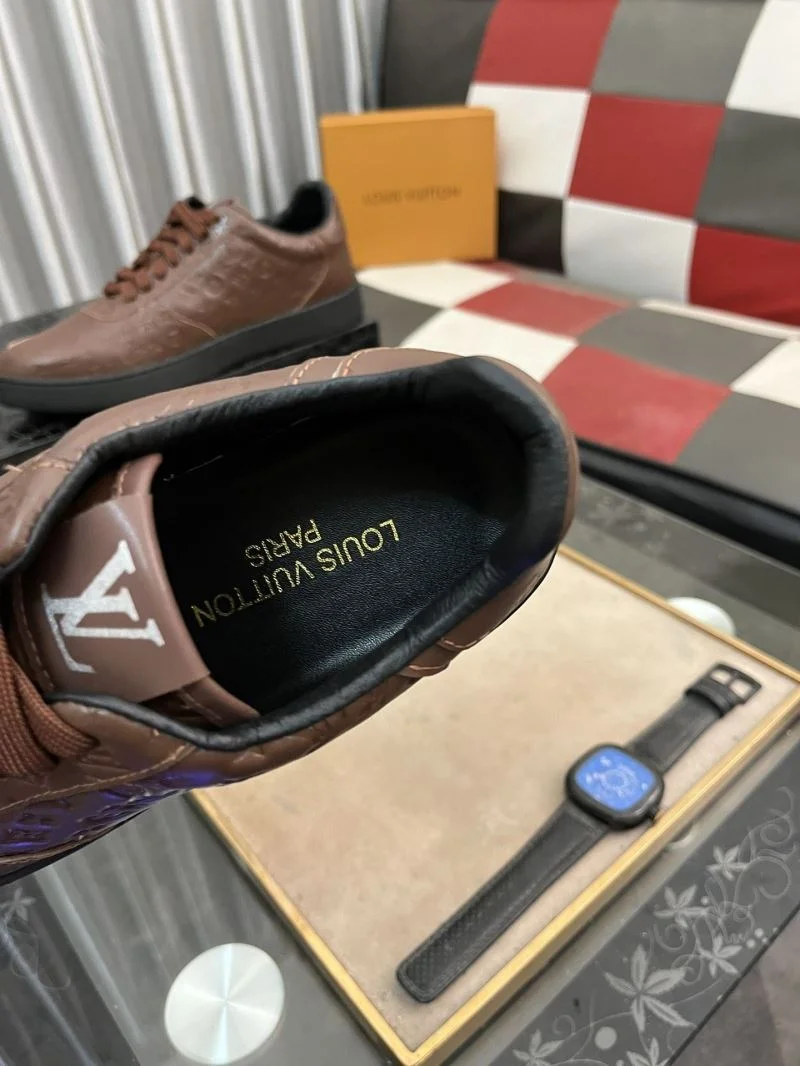 Louis Vuitton Low Shoes Effortless 32777