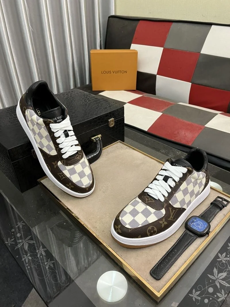 Louis Vuitton Low Shoes Stylish 32764