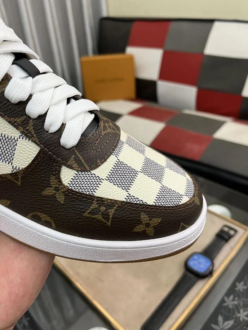 Louis Vuitton Low Shoes Stylish 32764