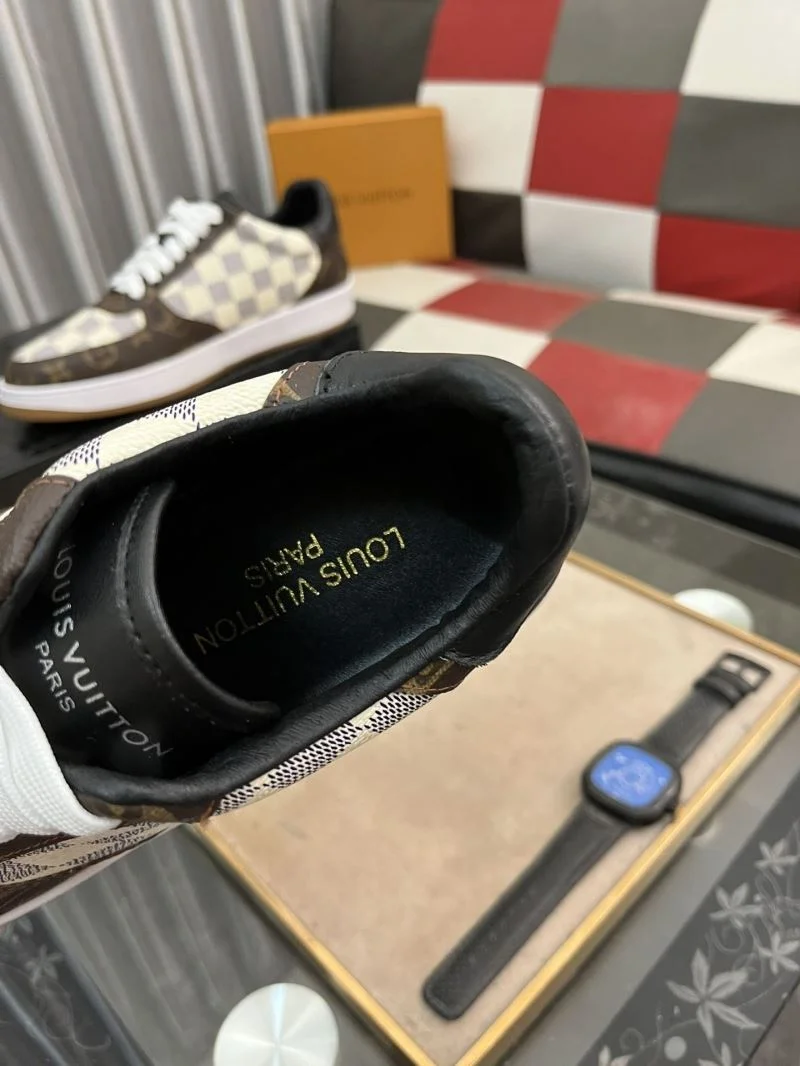 Louis Vuitton Low Shoes Stylish 32764