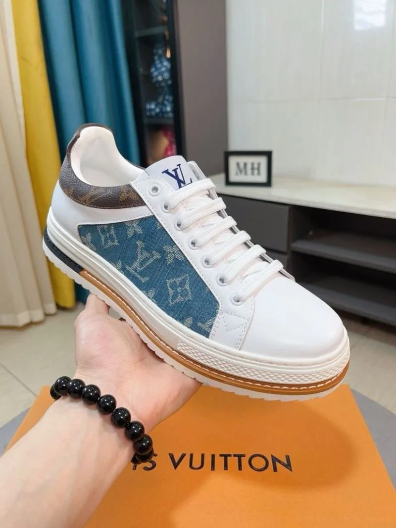 Contemporary Louis Vuitton Low Shoes 32771