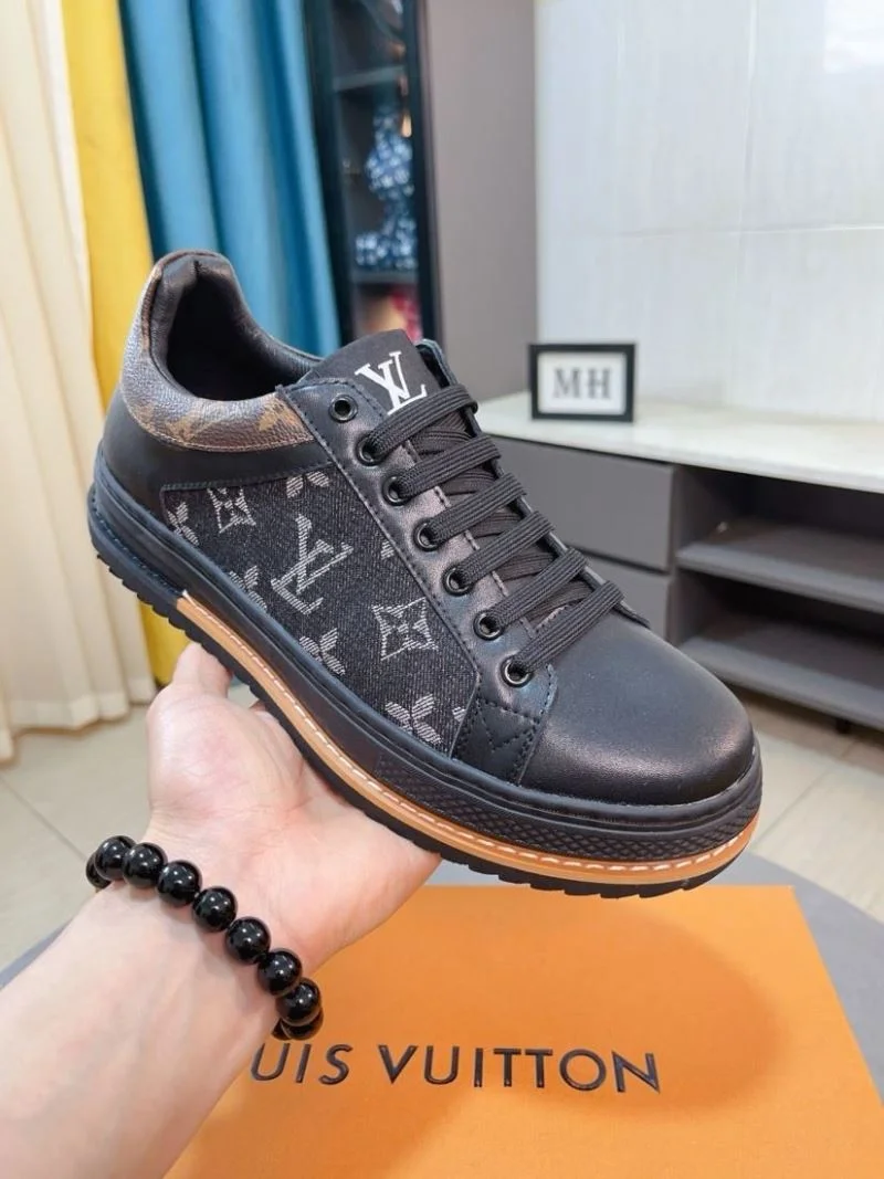 Resilient Louis Vuitton Low Shoes 32751