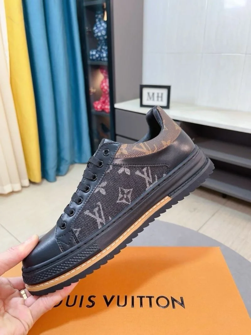 Resilient Louis Vuitton Low Shoes 32751