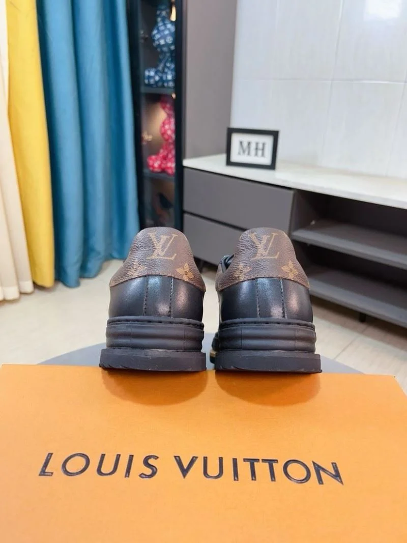 Resilient Louis Vuitton Low Shoes 32751