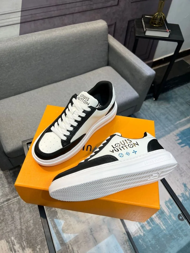 Functional Louis Vuitton Low Shoes 32769