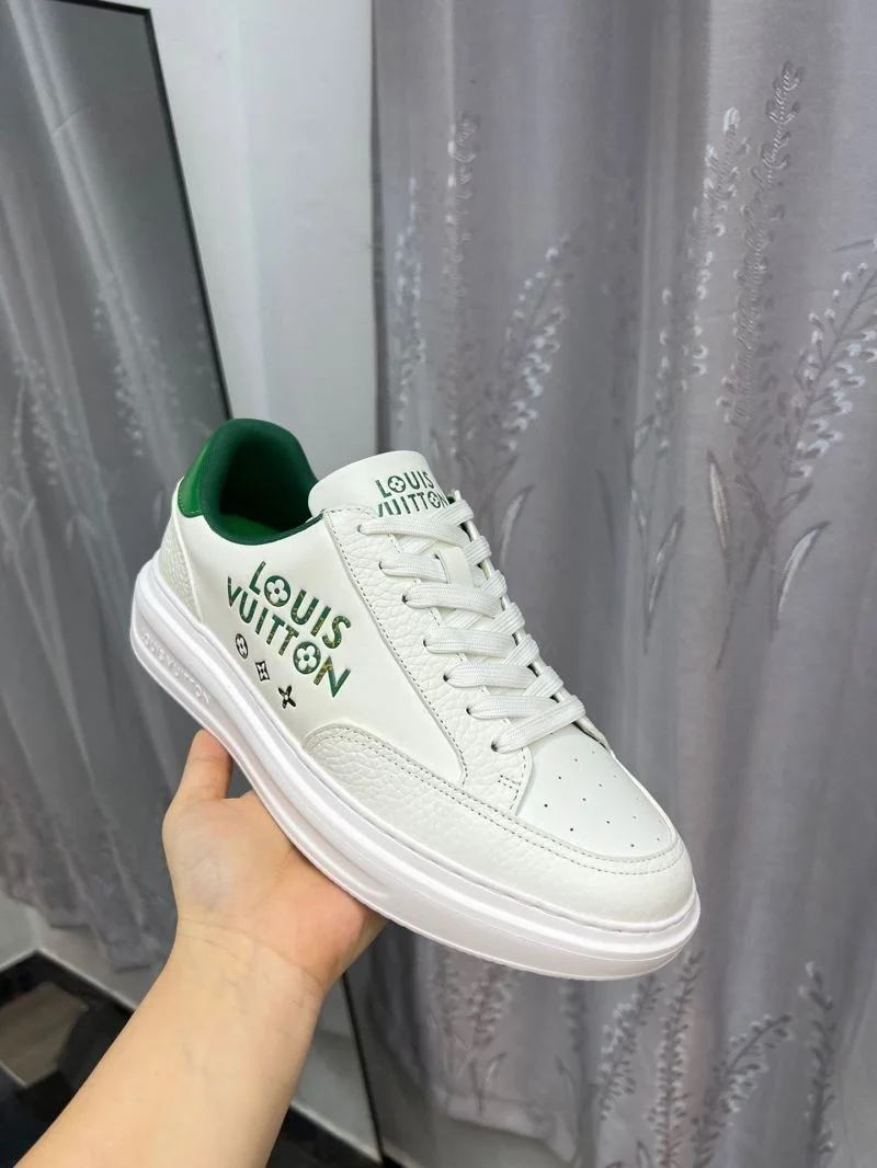 Louis Vuitton Low Shoes Lightweight 32780