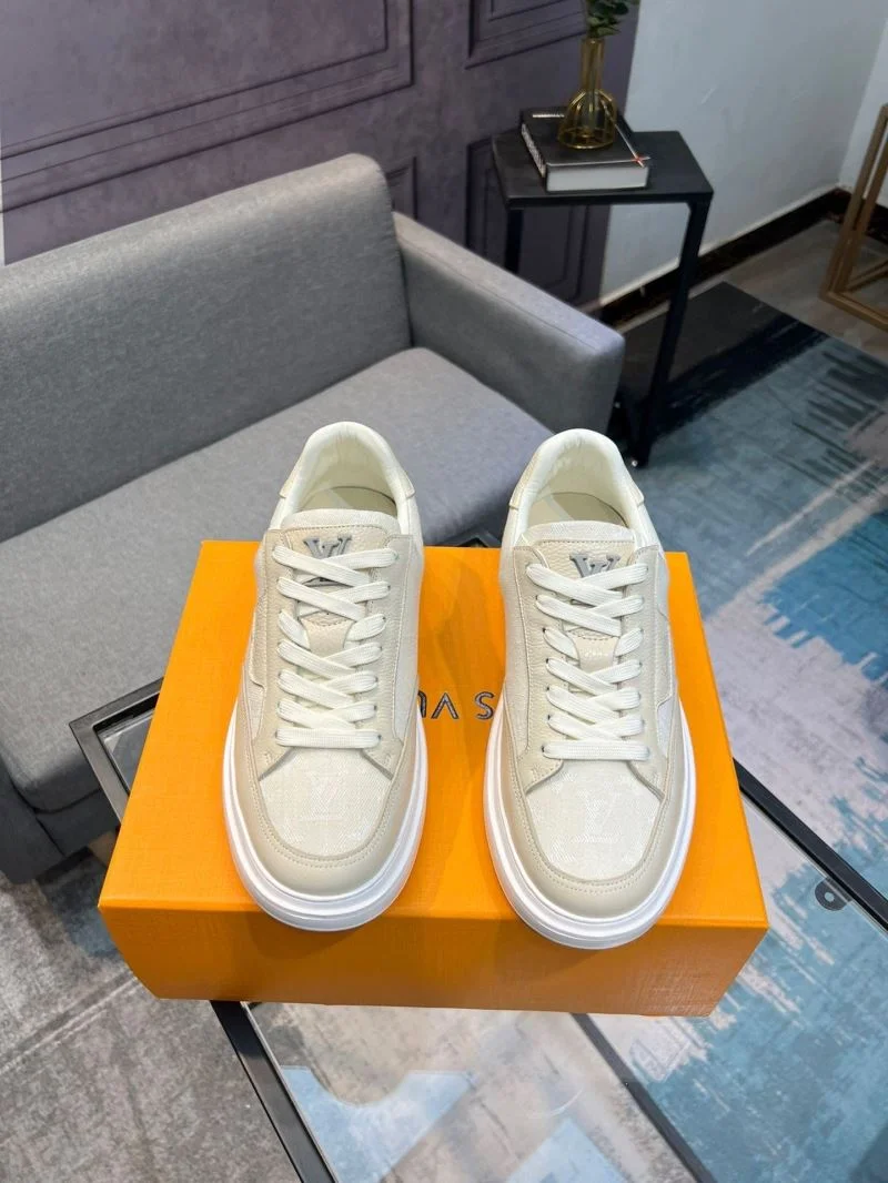 WrinkleFree Louis Vuitton Low Shoes 32755