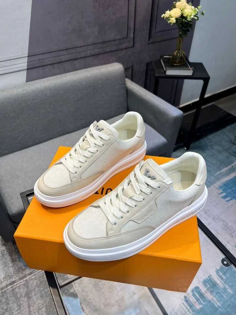 WrinkleFree Louis Vuitton Low Shoes 32755