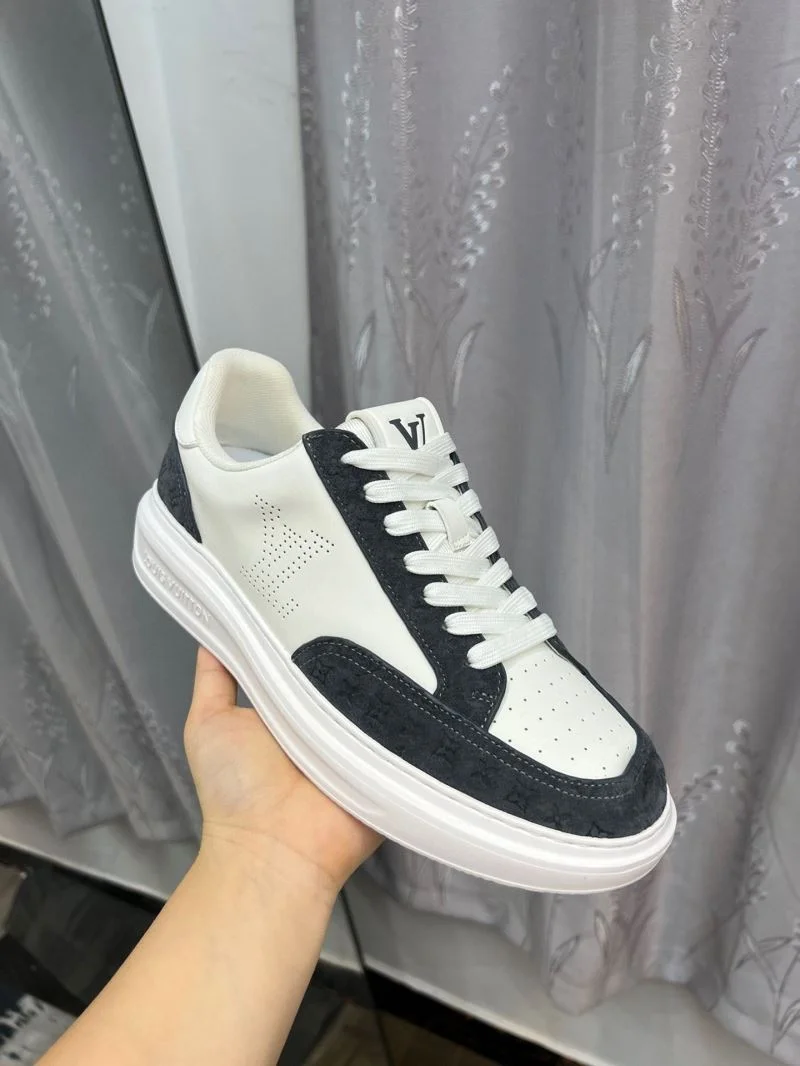 Louis Vuitton Low Shoes TechFriendly 32759