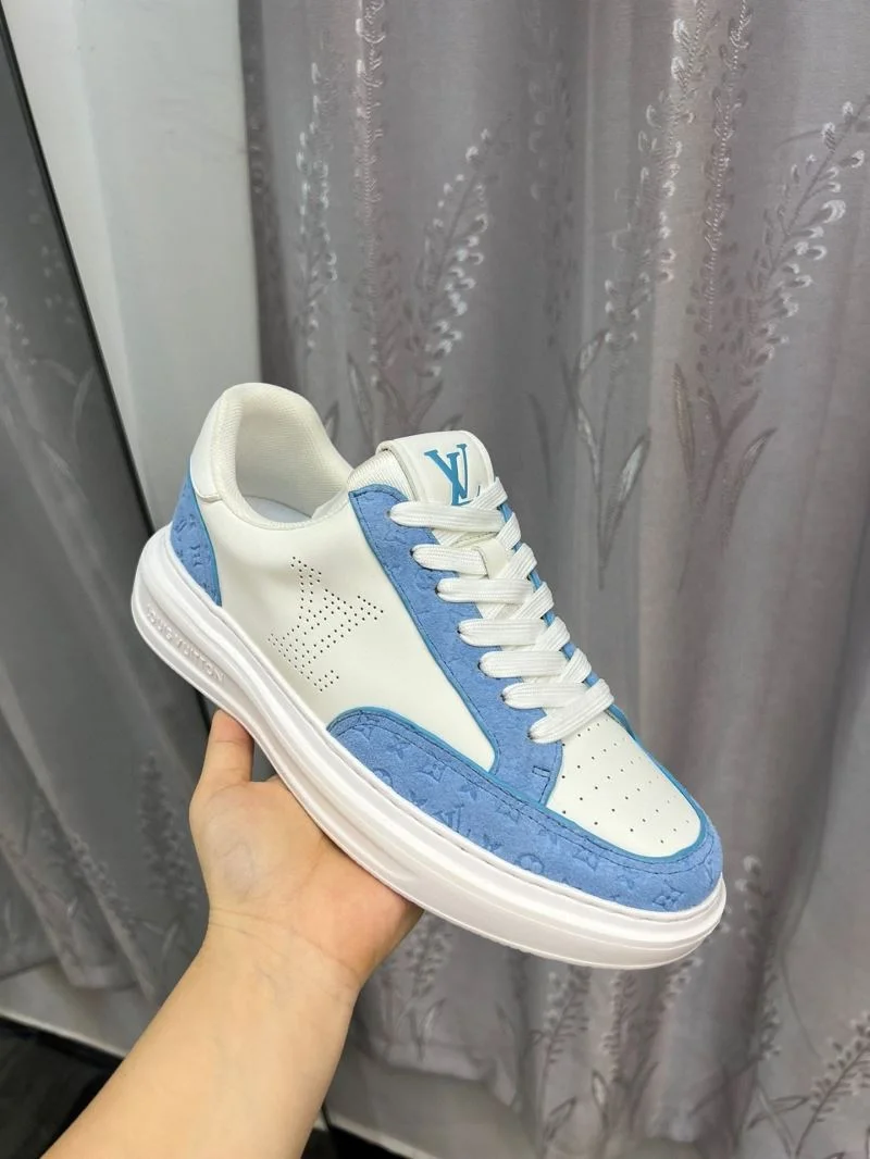 Elegant Louis Vuitton Low Shoes 32756