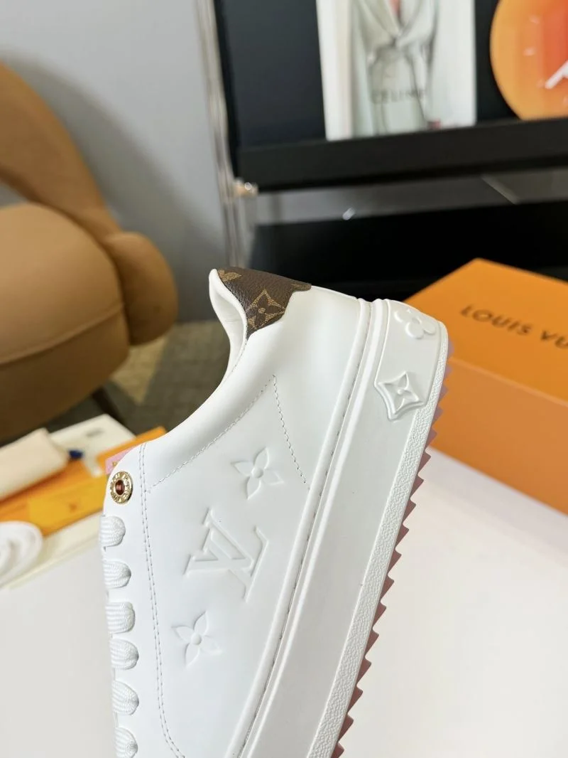 Louis Vuitton Low Shoes Premium 33335